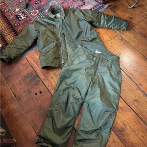 A-1 Extreme Cold Weather Jacket/Pant Impermeable Flight Deck Size LG